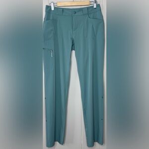 EMS Roll Up Snap Hiking Athletic Stretch Pants Womens Size 2